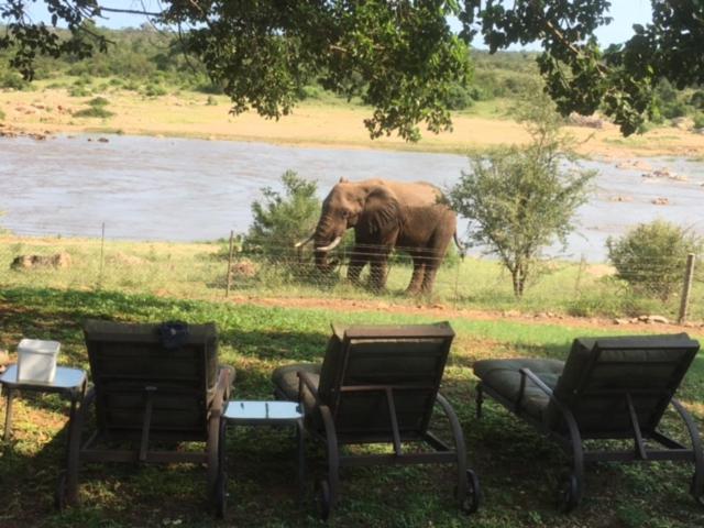 Mjejane River Lodge Hectorspruit Экстерьер фото